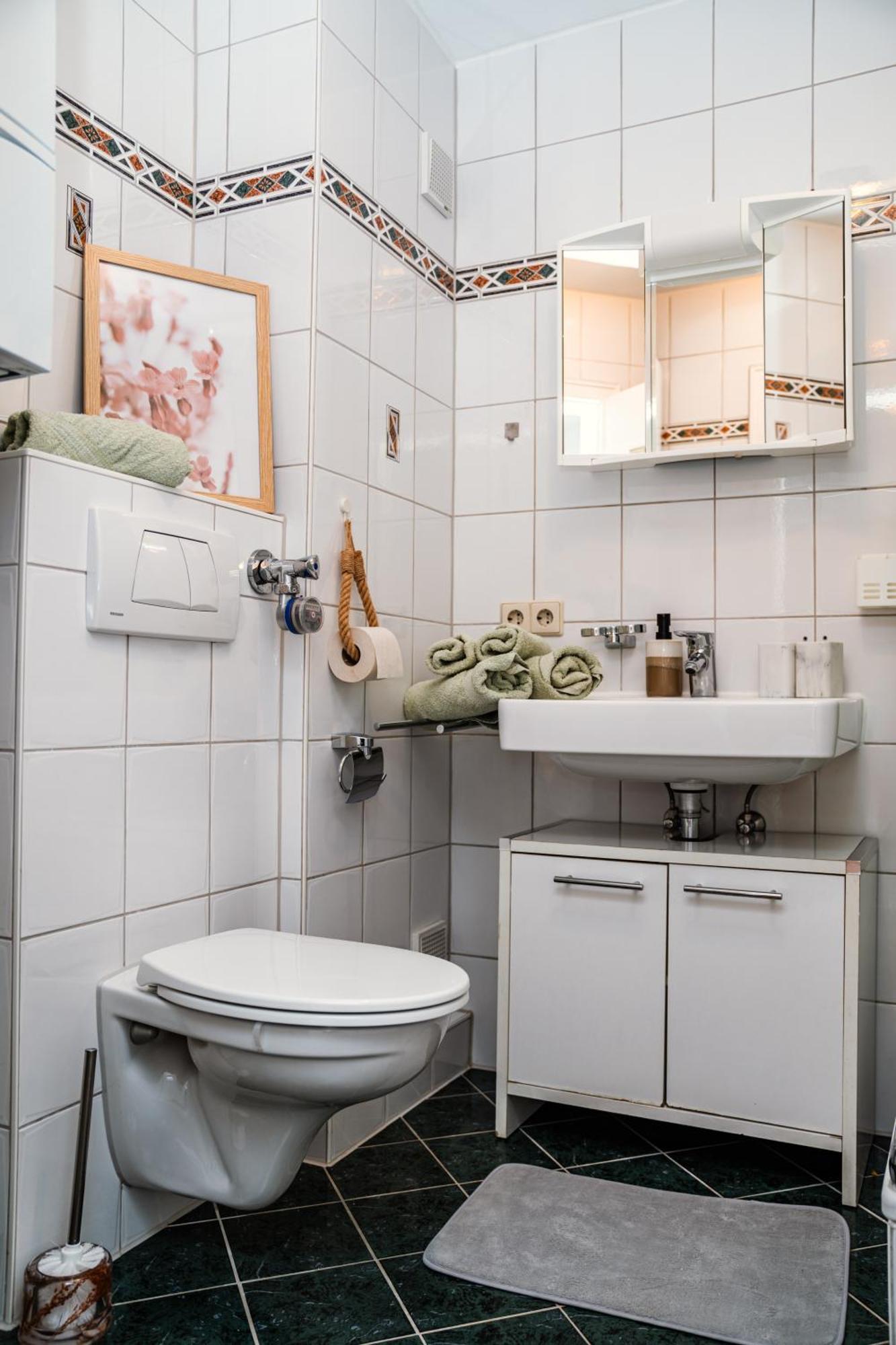 Ferienwohnung Ella - Direkt Am Bodensee Friedrichshafen Dış mekan fotoğraf